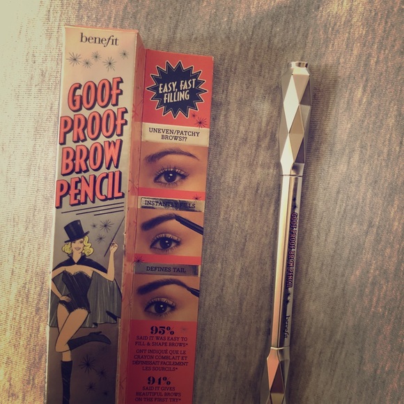Benefit Goof Proof Brow Pencil - Picture 1 of 3